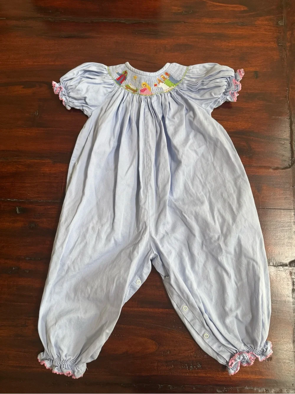 Southern Sunshine Girl's 2T Bishop Bubble Christmas Nativity Smocked
